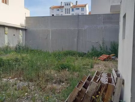 terrain villeurbanne