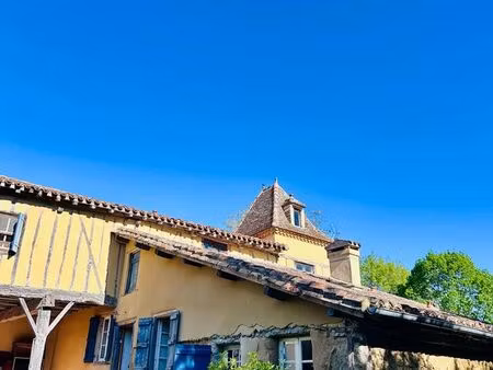 maison 6 pièces 205 m²