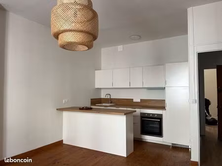 location /colocation