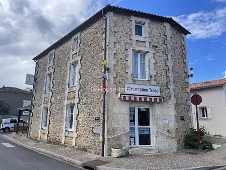vente locaux professionnels 380 m² à saint-adjutory (16310)  139 750 €