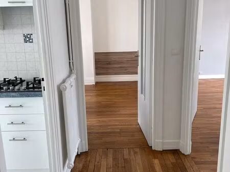 appartement t3 à louer au centre de lorient (proximité cour de la bôve)