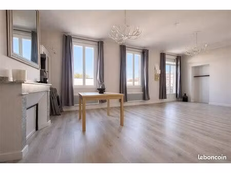 appartement 3 pièces 80 m²