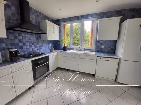 f4 1er étage etat neuf