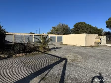 parking/box 21 m² aléria