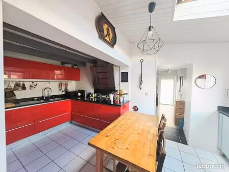 a louer maison de ville 85m2 bouguenais centre (logement vide non-meublé)  début de bail 1