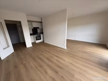 appartement 1 pièce 38 m²
