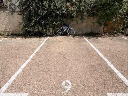 parking gambetta (centre)