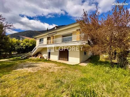 maison 5 pièces 106 m²