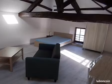 studio centre ville bressuire 35m2