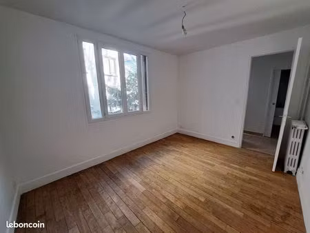 studio 1 pièce 19 m²