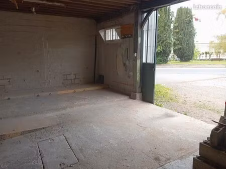 garage  batiment  box  local