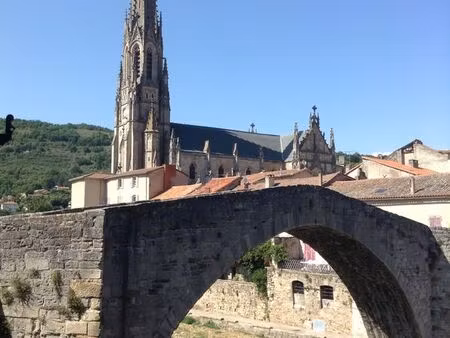 f2 très lumineux avec vue exceptionnelle