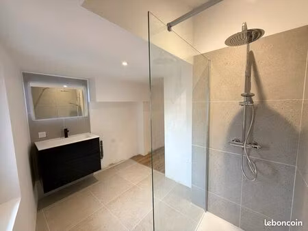 t2 - 53 m² / triangle d’or - carmes