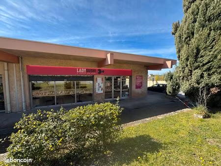 local de restauration – emplacement n°1 – simiane-collongue