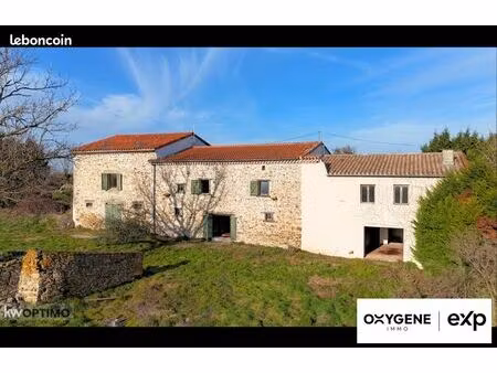 villa 6 pièces 320 m²