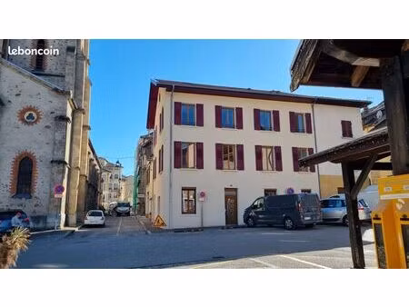 appartement t4 sabran berna