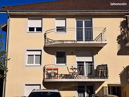 appartement 3 pièces 64 m²