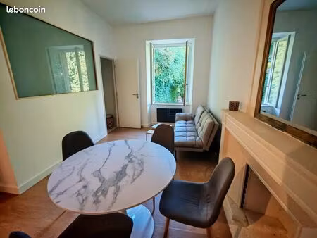 t2 meublé et renové environ 40m2