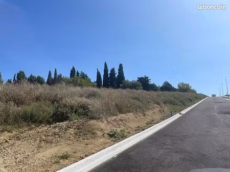 terrain 2 456 m² dremil lafage