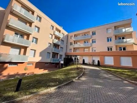 appartement 3 pièces 63 m²