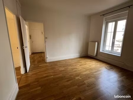 appartement 3 pièces 56 m²
