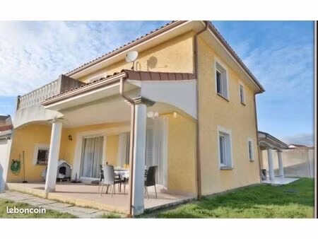 maison 148 m2 à louer - roussillon