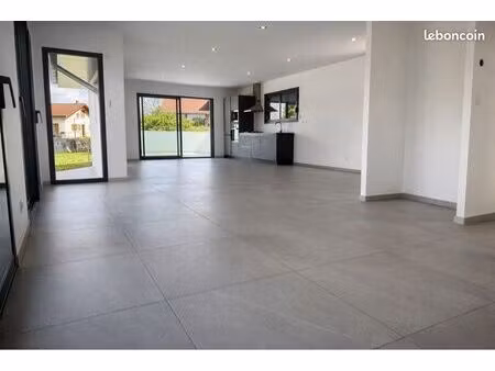 maison contemporaine récente 169 m² terrasse jardin