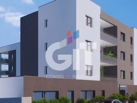 local commercial 81 m²