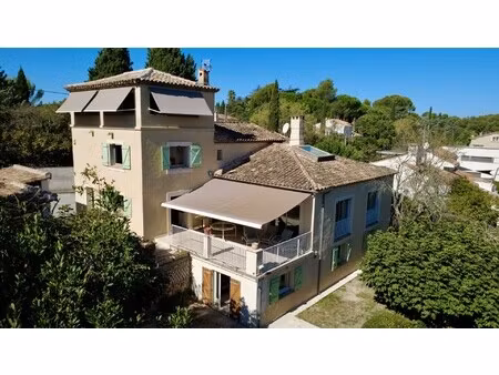 maison de luxe à vendre dans le quartier aiguelongue