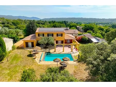 villa de luxe à vendre à saint-mathieu-de-tréviers