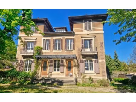 maison de luxe à vendre dans le quartier bac-bécon-flachat-colombes