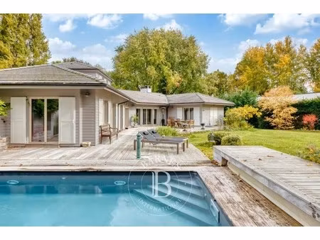 maison de luxe à vendre à vaux-sur-eure