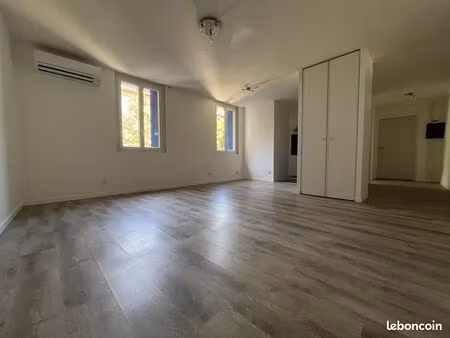studio 1 pièce 41 m²