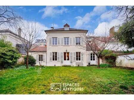 maison de luxe à vendre dans le quartier centre i