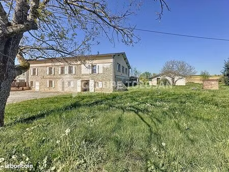 ferme 7 pièces 438 m²