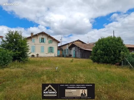 maison 9 pièces 220 m²