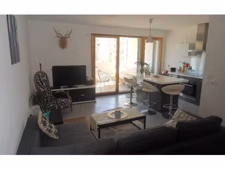 location appartement  m² t-3 à annecy  1 238 €