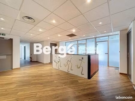 bureaux 165 m²