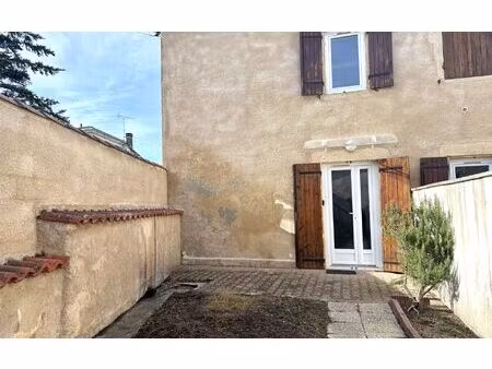 location maison  m² t-3 à langon  670 €