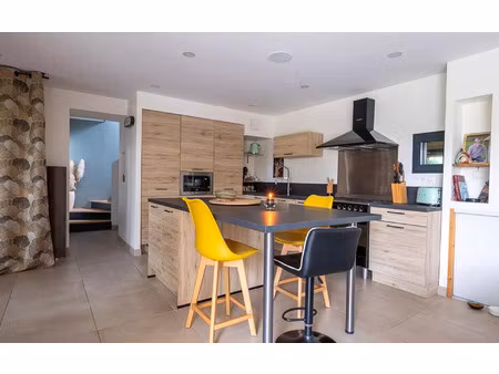 maison limas 257 m² t-9 à vendre  500 000 €