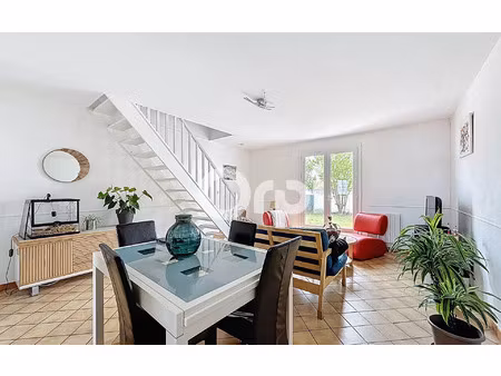 location maison  m² t-3 à moret-sur-loing  1 150 €