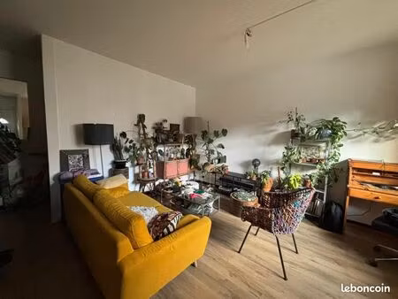 immeuble 10 pièces 207 m²