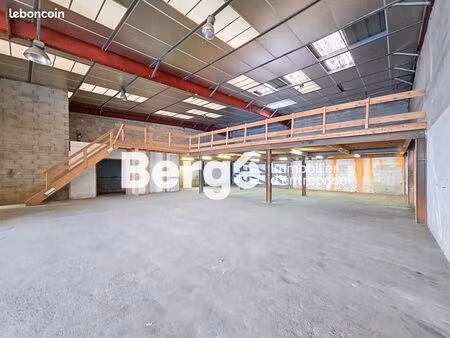 local bureaux 565 m²