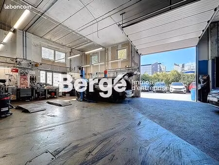 local industriel 939 m²