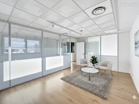 bureaux 200 m²