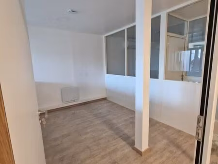 local / bureau rénové 10 m²