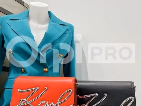 fonds de commerce 106 m²