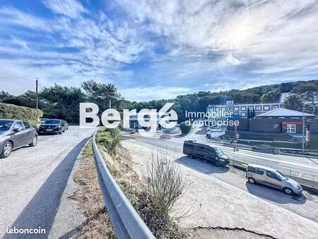 local commercial 200 m²