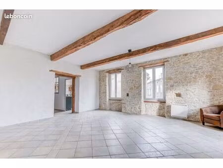 maison de village à louer