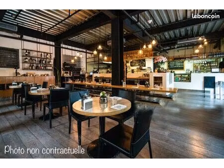 local restaurant  bar 180 m²